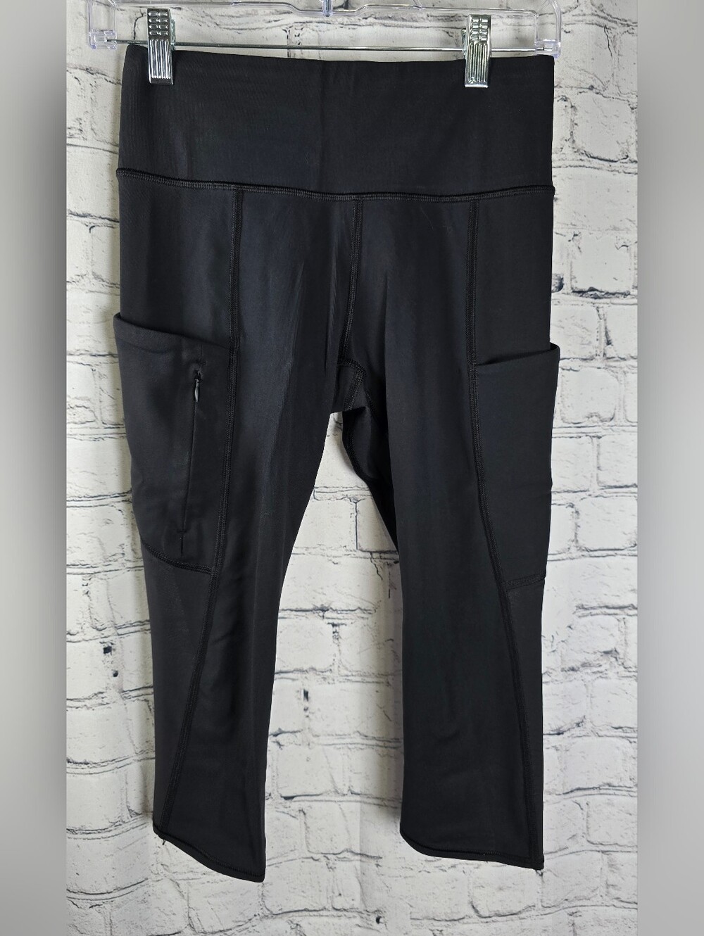 Athleta Black Cropped Leggings Size XS